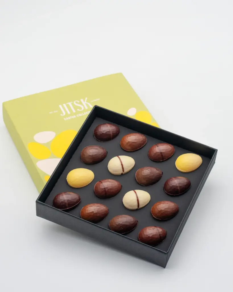 Luxe doos paaseitjes 16st